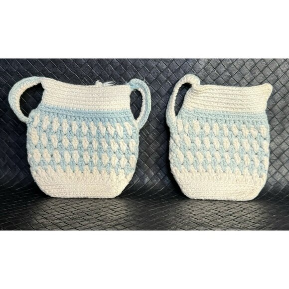 VINTAGE HAND CROCHETED SUGAR CREAMER POT HOLDERS HOT PADS White Blue Grandmacore - Picture 1 of 10